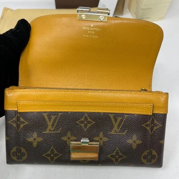 LOUIS VUITTON Monogram Elysee Long Wallet - Picture 9 of 10